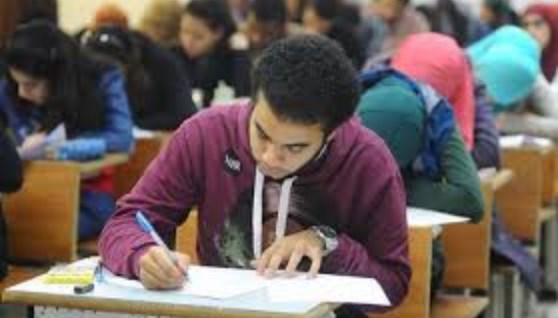 طلاب الثانوية العامة