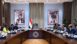 مدبولي يجتمع مع وزير الاستثمار والتجارة الخارجية