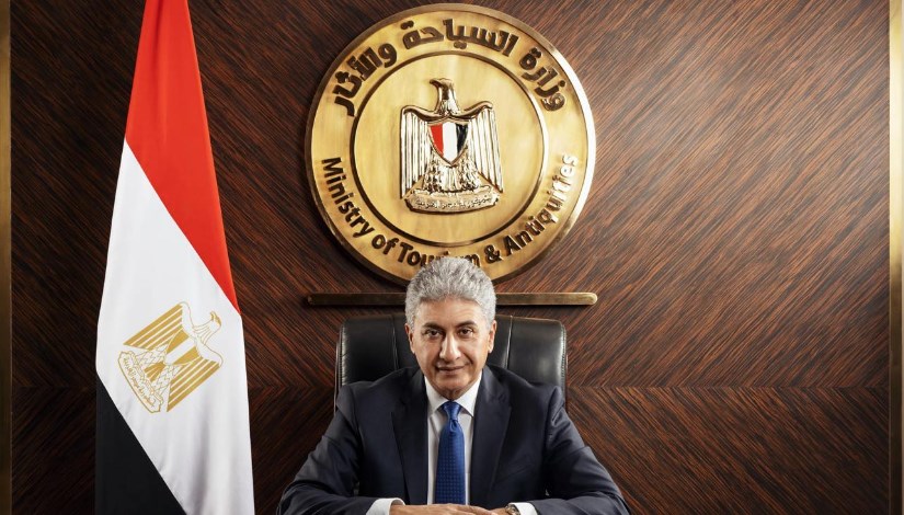 شريف فتحي وزير السياحة والآثار