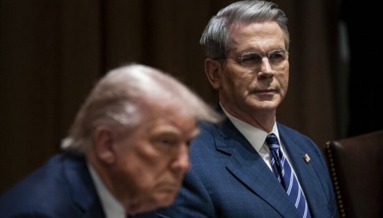 وزير الخزانة الأمريكي سكوت بيسنت - دونالد ترامب وزير الخزانة الأمريكي سكوت بيسنت - دونالد ترامب