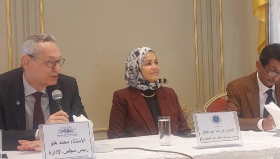 جانب من اللقاء جانب من اللقاء