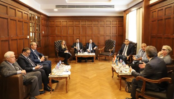 جانب من اللقاء جانب من اللقاء