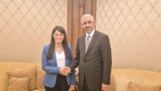 جانب من اللقاء جانب من اللقاء