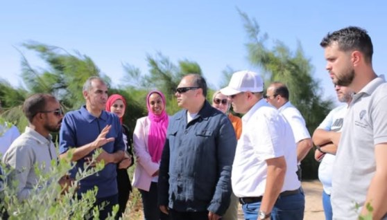 جولة ميدانية بمدينة الغردقة في محافظة البحر الأحمر، لتفقد مشروع زراعة نبات الجوجوبا