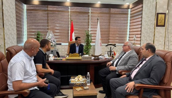 جانب من لقاء رئيس جهاز مدينة حدائق العاصمة ورئيس شركة بتروجاس