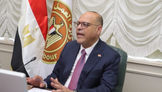 وزير العمل محمد جبران  وزير العمل محمد جبران
