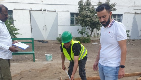 وزارة العمل تواصل اختبارات المتقدمين لوظائف النجارة بدولة الإمارات. وزارة العمل تواصل اختبارات المتقدمين لوظائف النجارة بدولة الإمارات.