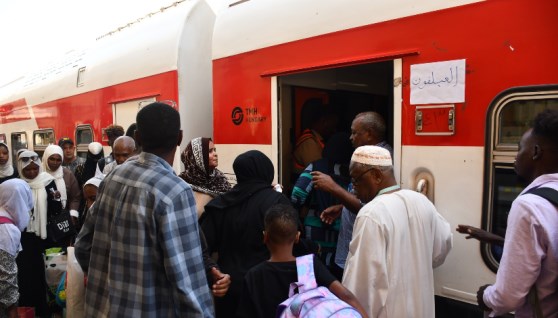 الدولة المصرية على مواصلة دعمها الإنساني للأشقاء السودانيين الدولة المصرية على مواصلة دعمها الإنساني للأشقاء السودانيين