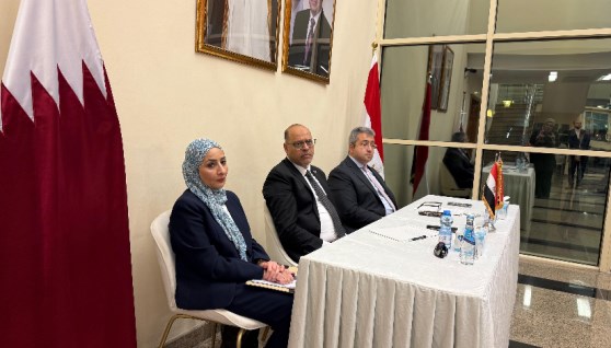 وزير العمل محمد جبران خلال لقائه بأعضاء الجالية المصرية بقطر