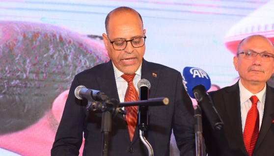 وزير العمل محمد جبران