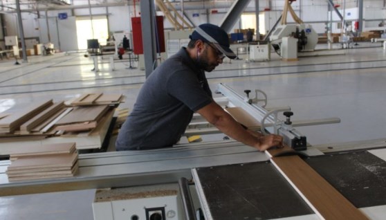 مصنع - أرشيفية