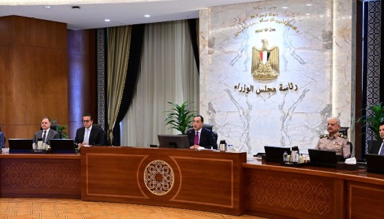 خلال اجتماع رئيس مجلس الوزراء  خلال اجتماع رئيس مجلس الوزراء