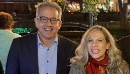 السفيرة سيريناد جميل مع الدكتور خالد العناني