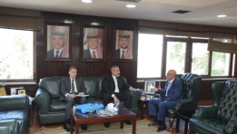السفير المصري مع وزير المياه والري الأردني