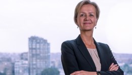 أنجلينا أيخهورست سفيرة الاتحاد الأوروبي في مصر