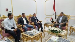 جانب من لقاء محافظ قنا