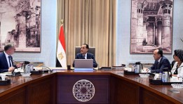 رئيس الوزراء ووزير البترول