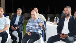 الدكتور محمد فريد رئيس الهيئة العامة للرقابة المالية خلال المؤتمر الصحفي اليوم