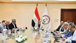 جانب من اجتماع وزير الانتاج الحربى  جانب من اجتماع وزير الانتاج الحربى