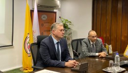 وزير البترول خلال زيارته لشركة بدر الدين للبترول