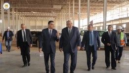 مستشار رئيس الجمهورية للشؤون الصحية مع رئيس هيئة الشراء الموحد 