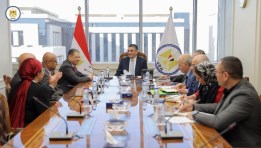 رئيس هيئة الشراء الموحد يبحث مع شركات كبرى توطين صناعة الأجهزة الطبية والمستلزمات رئيس هيئة الشراء الموحد يبحث مع شركات كبرى توطين صناعة الأجهزة الطبية والمستلزمات