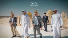 المهندس خالد عباس يستقبل وفد الهيئة العامة لتنظيم القطاع العقاري بقطر
