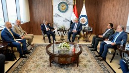 وزير البترول والثروة المعدنية مع الفريق أسامة ربيع