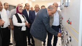 وزير الكهرباء والطاقة المتجددة محمود عصمت وزير الكهرباء والطاقة المتجددة محمود عصمت
