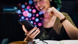 تطبيقات المواعدة عبر الإنترنت