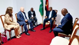 خلال لقاء الفريق كامل الوزير برئيس  الاتحاد الافريقي  خلال لقاء الفريق كامل الوزير برئيس  الاتحاد الافريقي