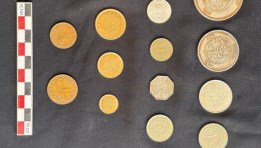 العملات التاريخية المكتشفة