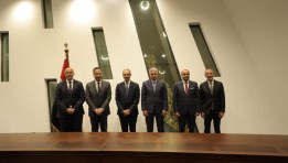 وزيرا السياحة والآثار والاتصالات