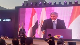 وزير السياحة والآثار شريف فتحي