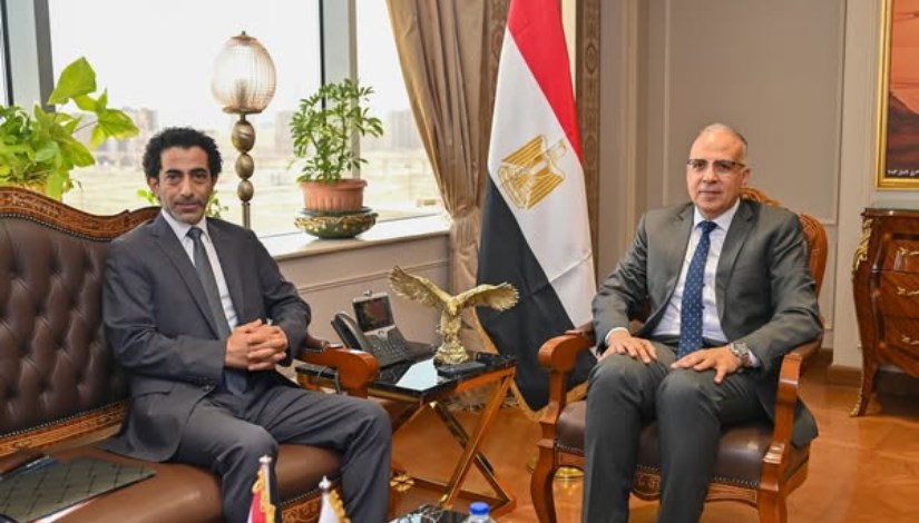 جانب من اللقاء جانب من اللقاء