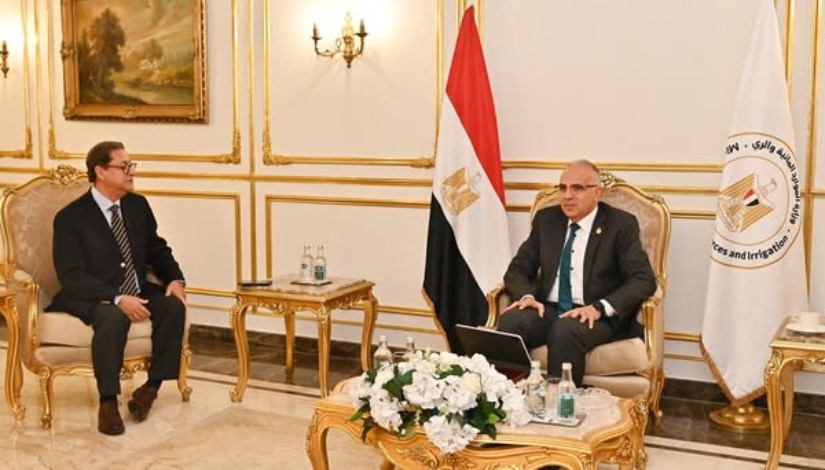 جانب من اللقاء جانب من اللقاء