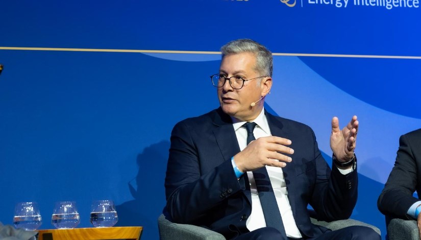 المهندس كريم بدوي، وزير البترول المهندس كريم بدوي، وزير البترول