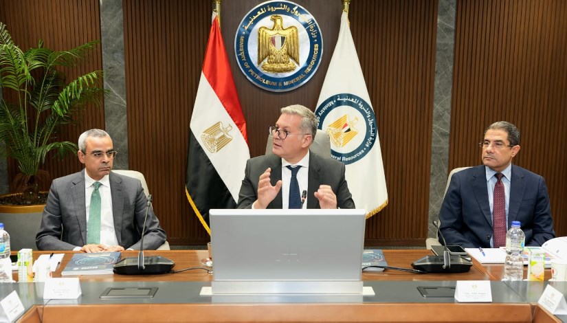 وزير البترول خلال رئاسته للجنة العليا لمؤتمر ومعرض مصر الدولي للطاقة إيجبس 2026 وزير البترول خلال رئاسته للجنة العليا لمؤتمر ومعرض مصر الدولي للطاقة إيجبس 2026