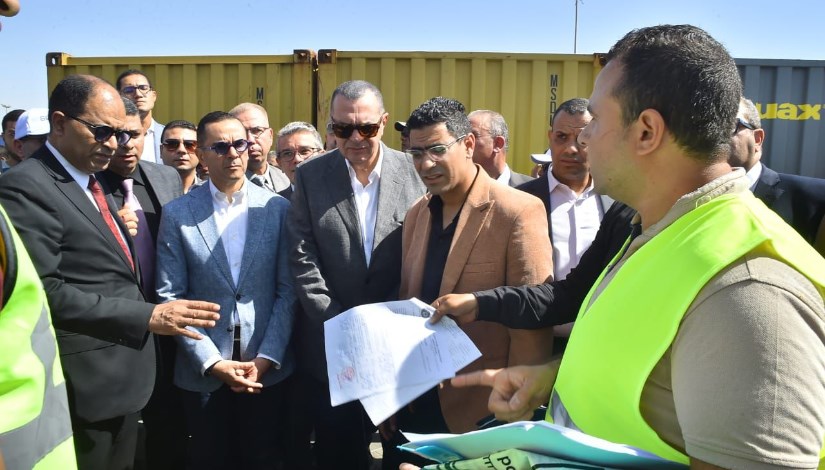 خلال جولة  حسن الخطيب، وزير الاستثمار والتجارة الخارجية