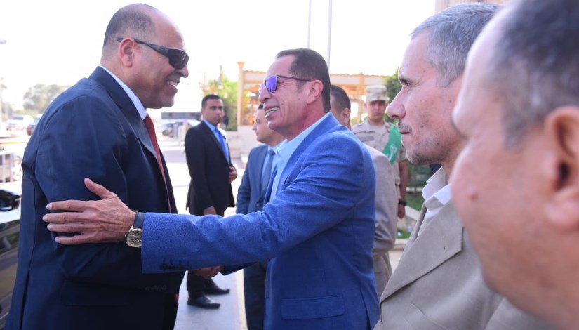 وزير العمل وزير العمل