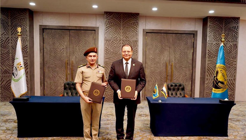 تكريم للحاصلين على الألقاب والدرجات العلمية المرموقة تكريم للحاصلين على الألقاب والدرجات العلمية المرموقة