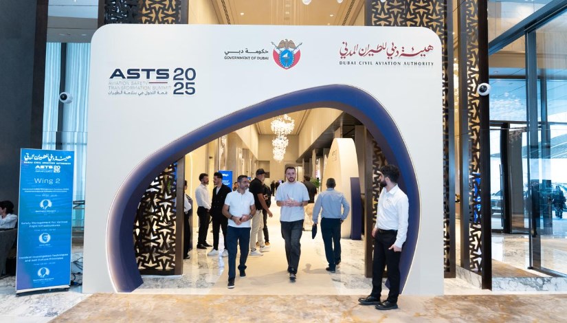 جانب من فعاليات الدورة الأولى من "قمة التحوّل في سلامة الطيران 2025" جانب من فعاليات الدورة الأولى من "قمة التحوّل في سلامة الطيران 2025"