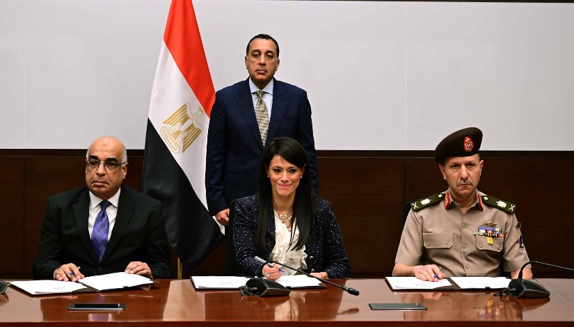 رئيس الوزراء يشهد توقيع اتفاقية بشأن تجهيزات البنية الفنية للاتصالات بمدينة العدالة الذكية