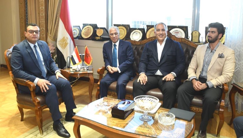 جانب من الاجتماع جانب من الاجتماع