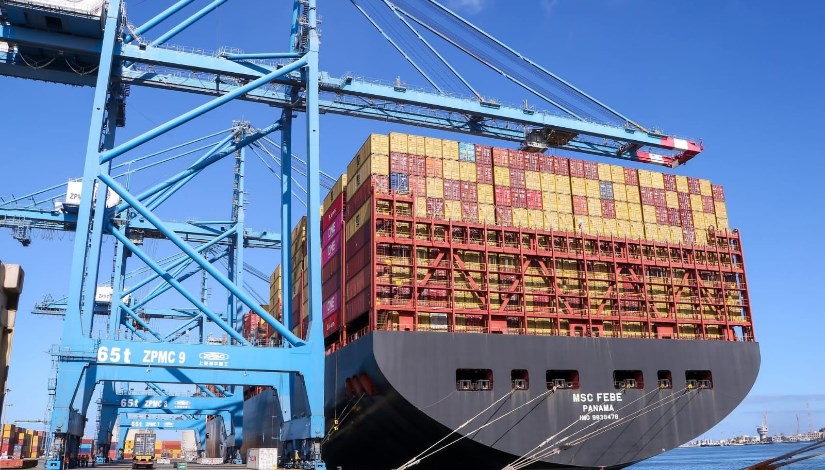 ميناء دمياط  ميناء دمياط