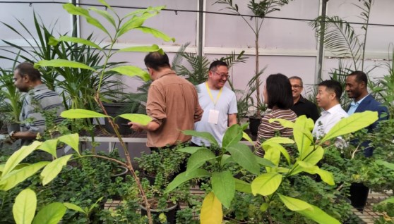 جانب من زيارة الوفد