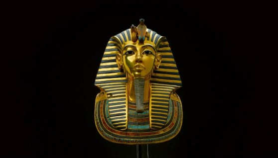 الملك الذهبي توت عنخ آمون