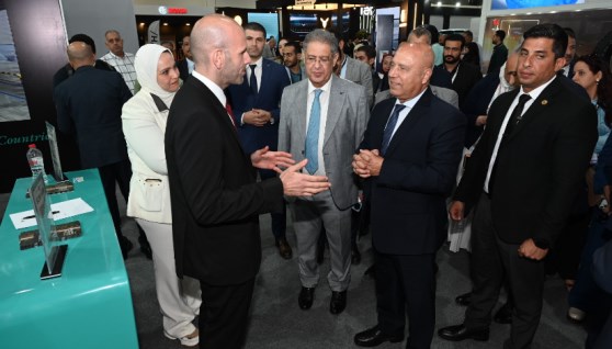 كامل الوزير وزير الصناعة والنقل