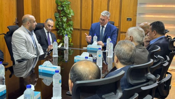 وزير البترول خلال زيارته لشركة أبسكو