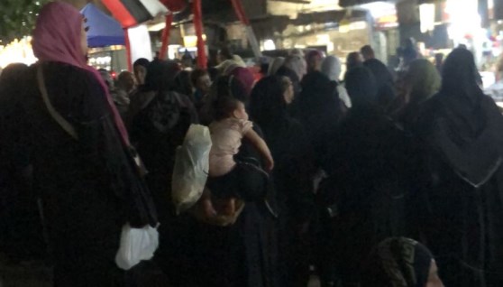 من أمام مدرسة مدرسة فاطمة الزهراء بالوراق